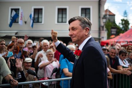 Izjemen obisk zaznamoval 50. Dneve narodnih noš in oblačilne dediščine v Kamniku (Blaž T. Muc)  (46)